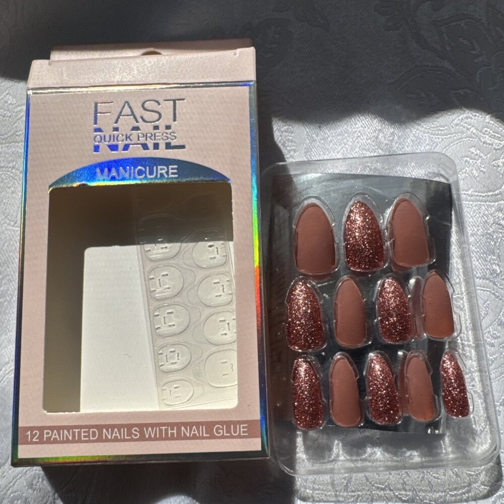 Fast Nail One Minute Press‑On Nail Tips w Glue Fast & Easy NEW - Picture 5 of 6